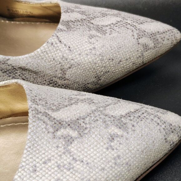 BCBG NEUTRAL Snake Skin Pumps Size 8.5 - BEAUTIFUL - Ivory Tan - Approx 4" heel - Picture 9 of 12